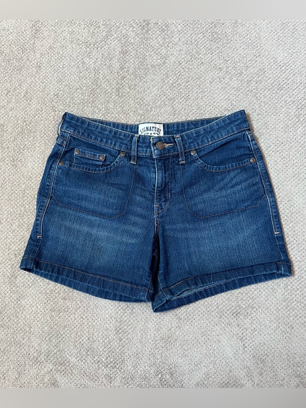 Levi’s Signature 2012 Womens Size 6 Mid Rise Dark Wash Stretch Denim Jean Shorts
